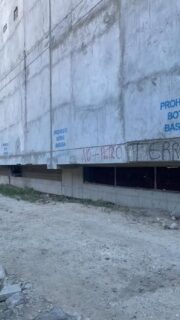 Das halten die Kolumbianer von der linken Regierung 😜 #kolumbien #reisen #weltreise #auswandern #südamerika #reisevlog #reisenmachtgl #reiseblogger #urlaub #reisetipps #geheimtipp #fernweh #reiselust #reiseziele #abenteuer