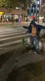 Was hat er genommen 😅 #medellin #kolumbien #reisen #weltreise #auswandern #südamerika #reisevlog #reisenmachtgl #reiseblogger #urlaub #reisetipps #geheimtipp #fernweh #reiselust #reiseziele #abenteuer