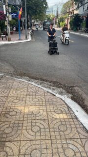 Wenn Hunde zu Babys werden... #vietnam