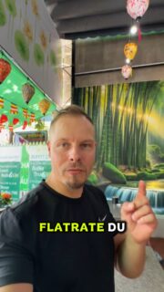 In Vietnam auszuwandern hat seine Vorteile… 🇻🇳✨
Für wenig Geld bekommst du hier einfach ein riesiges Buffet, frisches Essen und eine Auswahl, bei der man sich fragt:
Warum ist das bei uns nicht auch so? 😳
Viel Essen, kleiner Preis und dazu noch richtig lecker. Genau solche Momente zeigen, warum Vietnam für viele immer interessanter wird.
Würdest du für so ein Leben nach Vietnam auswandern?
#Vietnam #Auswandern #LebenInVietnam #GünstigLeben #Buffet #FoodParadise