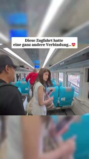 Diese Zugfahrt werde ich NIE vergessen! 🥰 | Badung, Indonesien
War das Liebe auf den ersten Blick? ❤️
Der Alltag ist oft so stressig, da kann einem so ein schönes Lächeln natürlich direkt den Tag versüßen. 🥰 Vielleicht hätte ich hier einfach die Gelegenheit nutzen müssen, aber der etwas stressigere Einstieg in den Zug und die Suche nach einem Platz haben mich abgelenkt. 😅
Was hättet ihr in dieser Situation gemacht? 👀
abonniere @Frankysodyssey für mehr Reisecontent!
#indonesia #liebe #reisen #zug